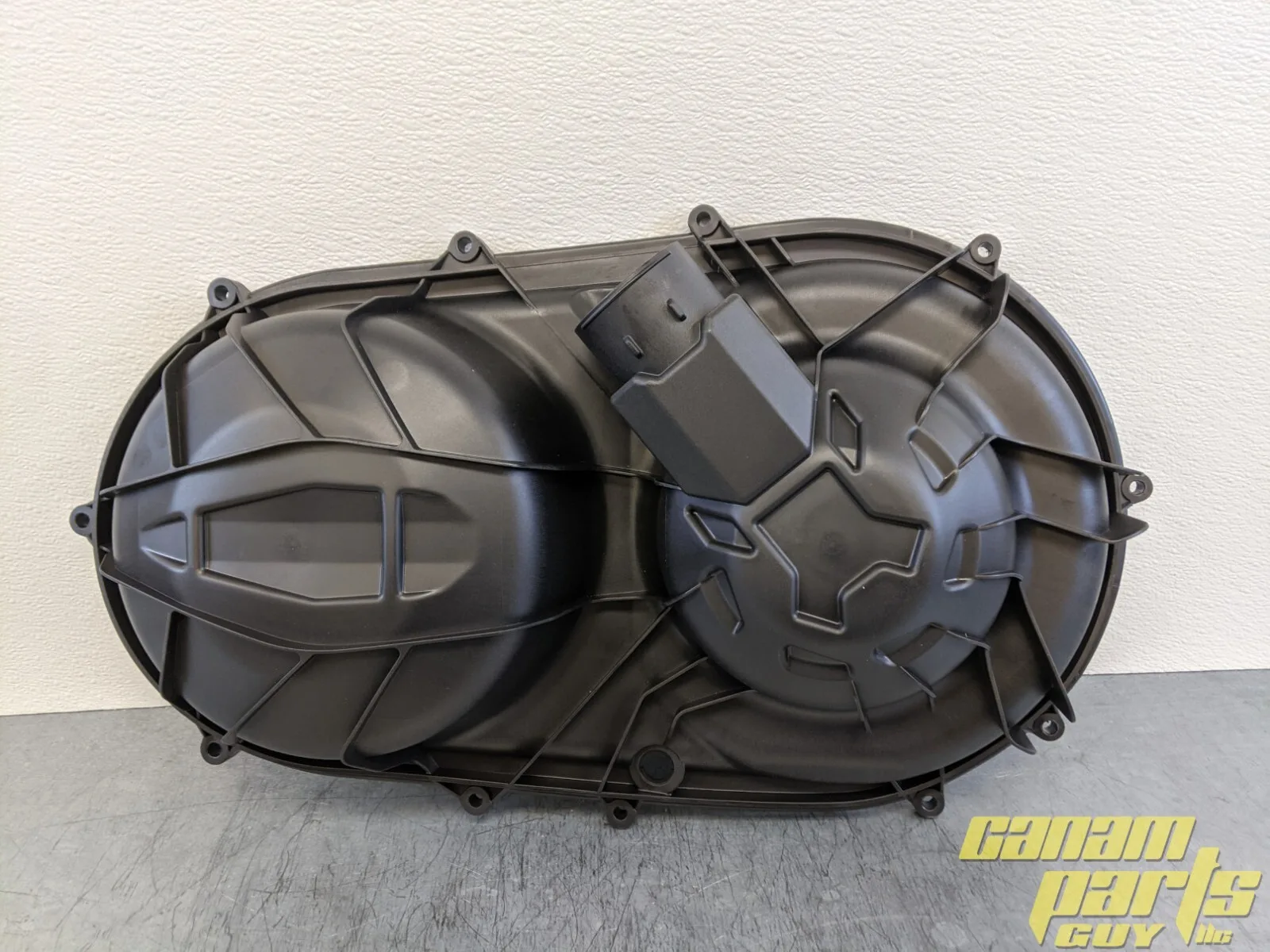 NEW OEM 420212711 Outer Clutch Cover