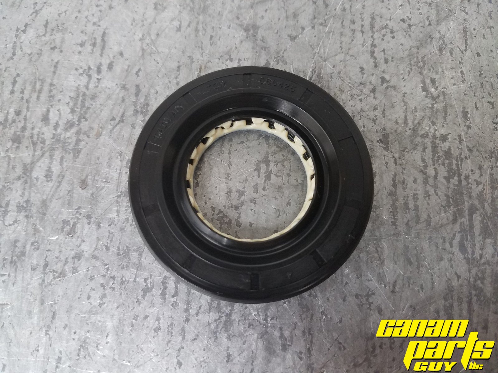 NEW OEM 2014-2019 COMMANDER REAR DIFFERENTIAL Axle Seal